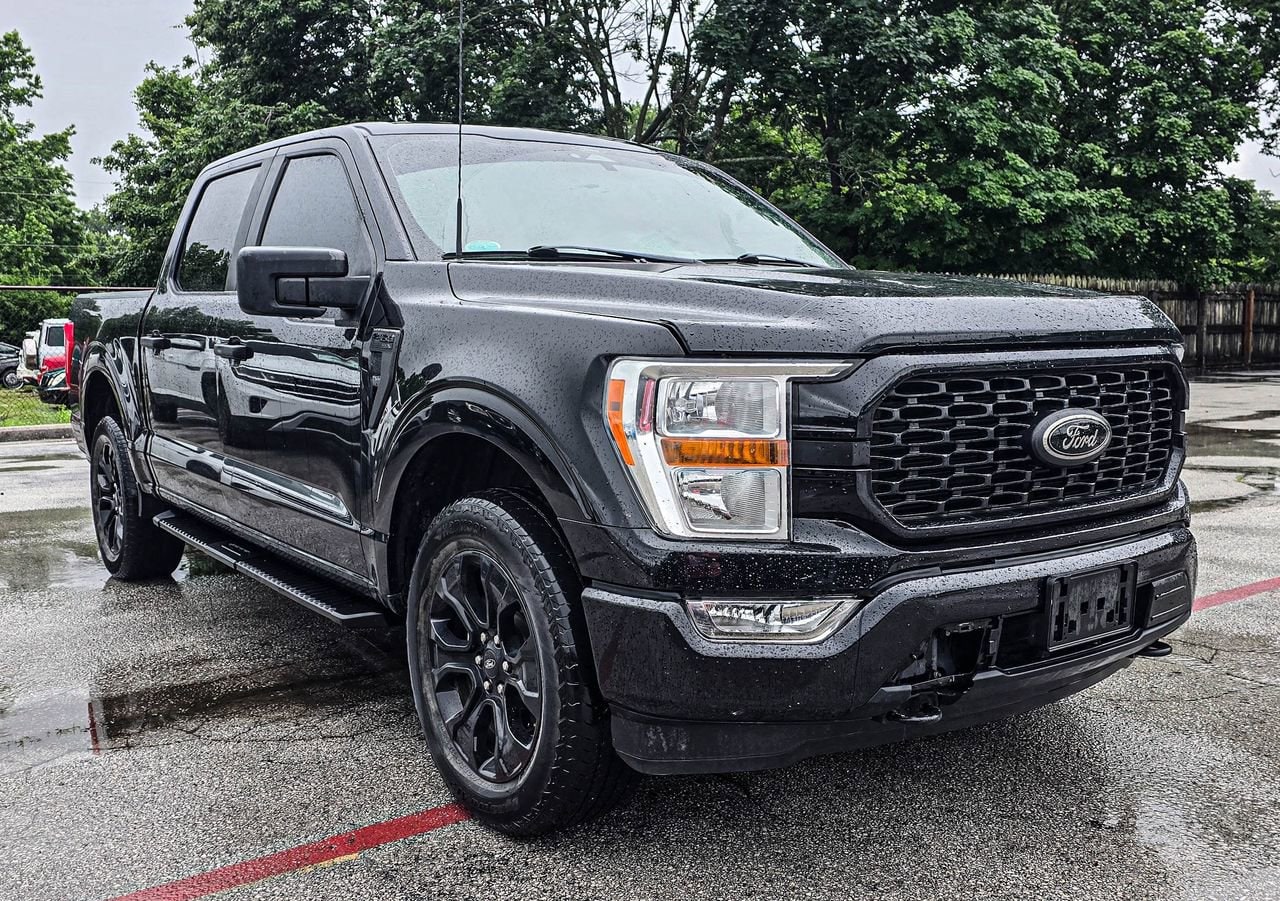 2022 Ford F-150 XL 4x4 SuperCrew 5-1/2 Box's photo
