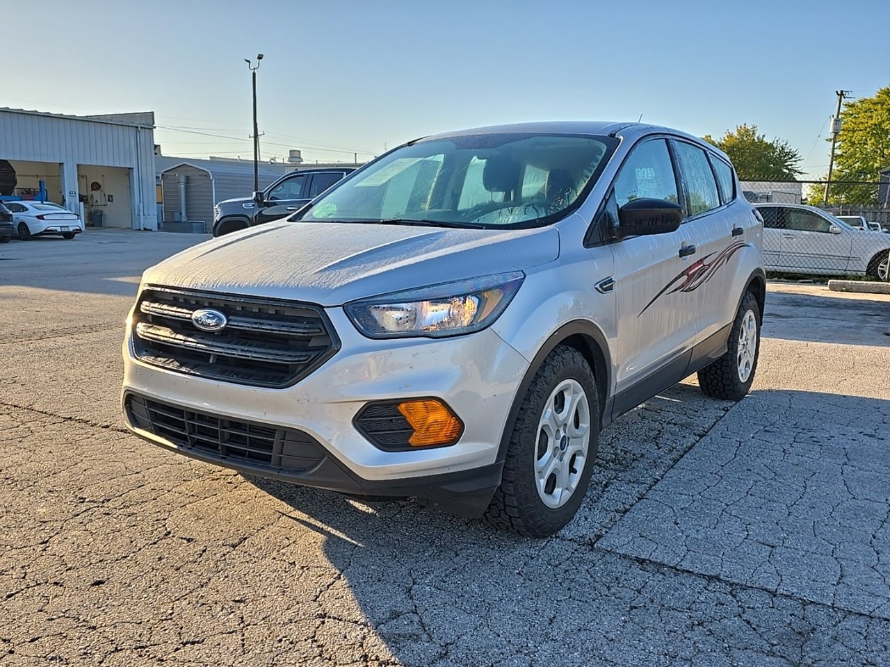 2018 Ford Escape S photo 2