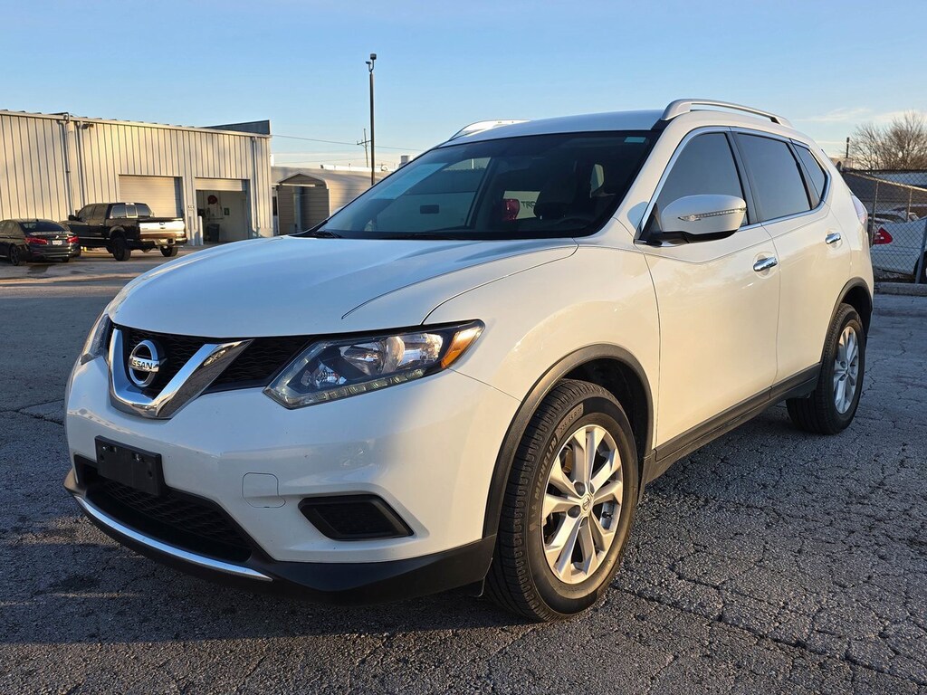 Used 2015 Nissan Rogue SV SUV
