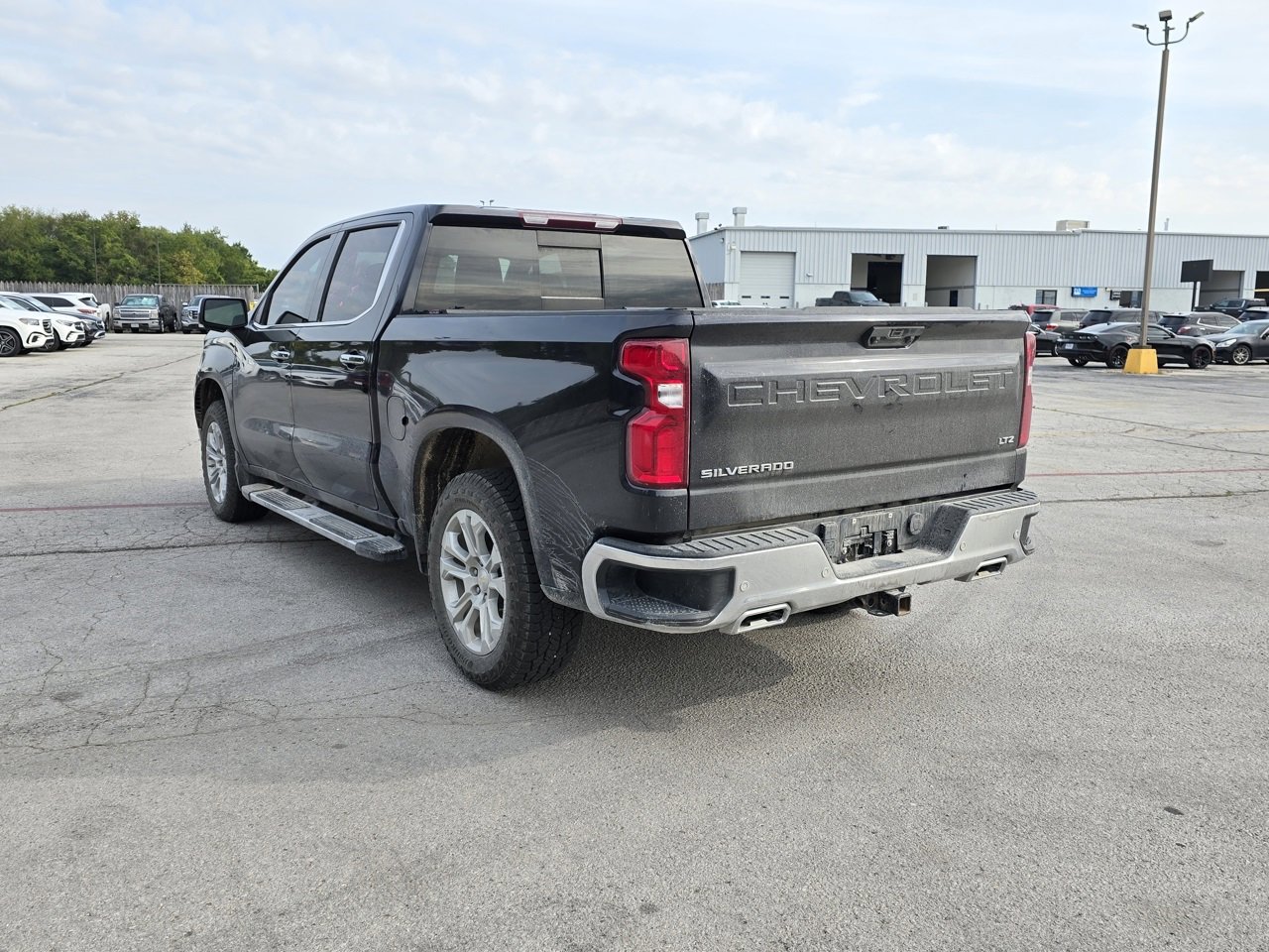 2022 Chevrolet Silverado 1500 LTZ photo 4