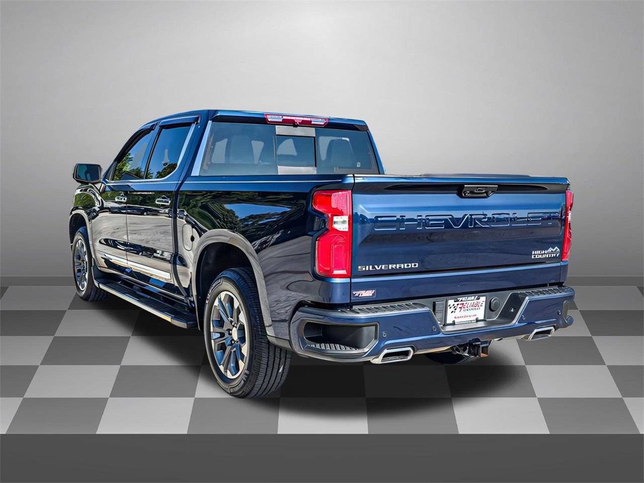 2022 Chevrolet Silverado 1500 High Country photo 4