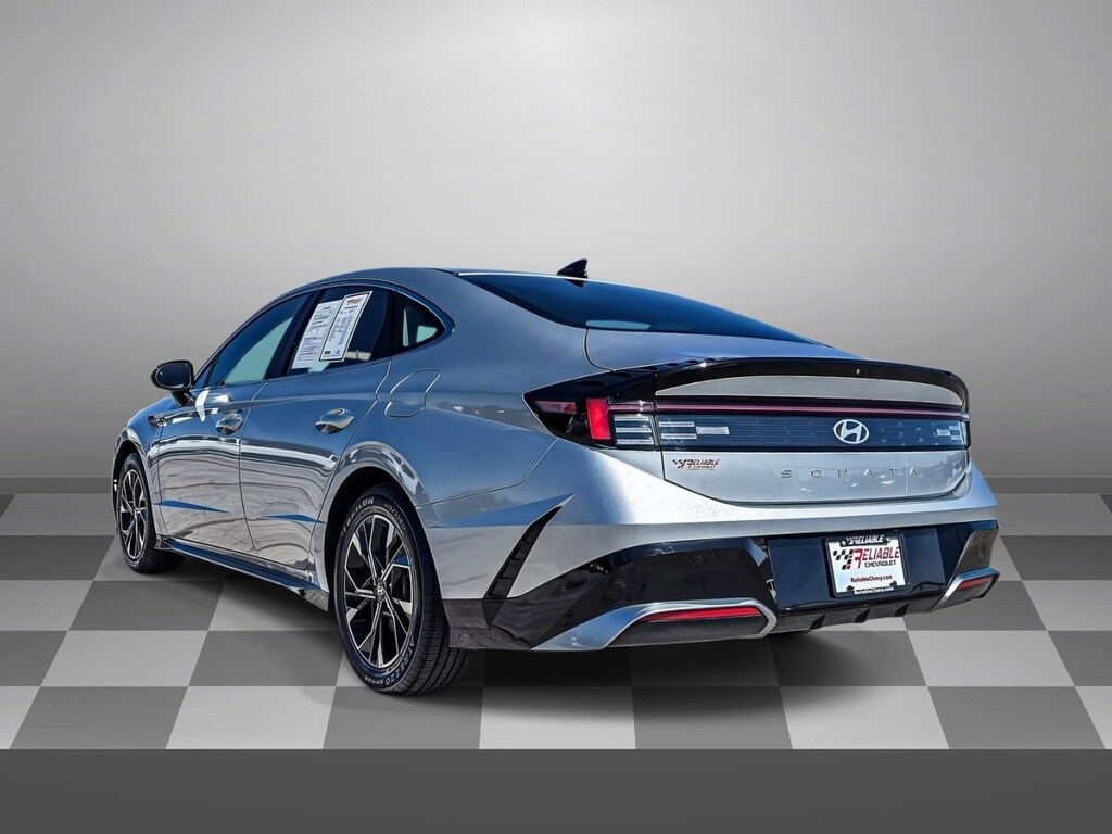 Used 2025 Hyundai Sonata SEL Sedan