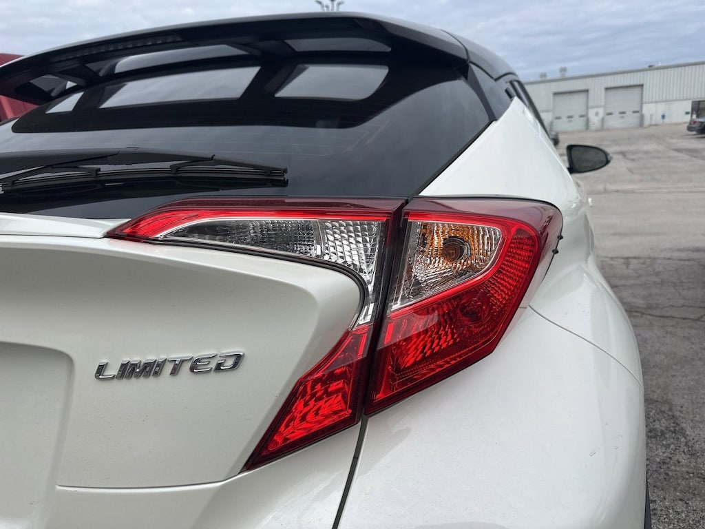 Used 2020 Toyota C-HR LE SUV