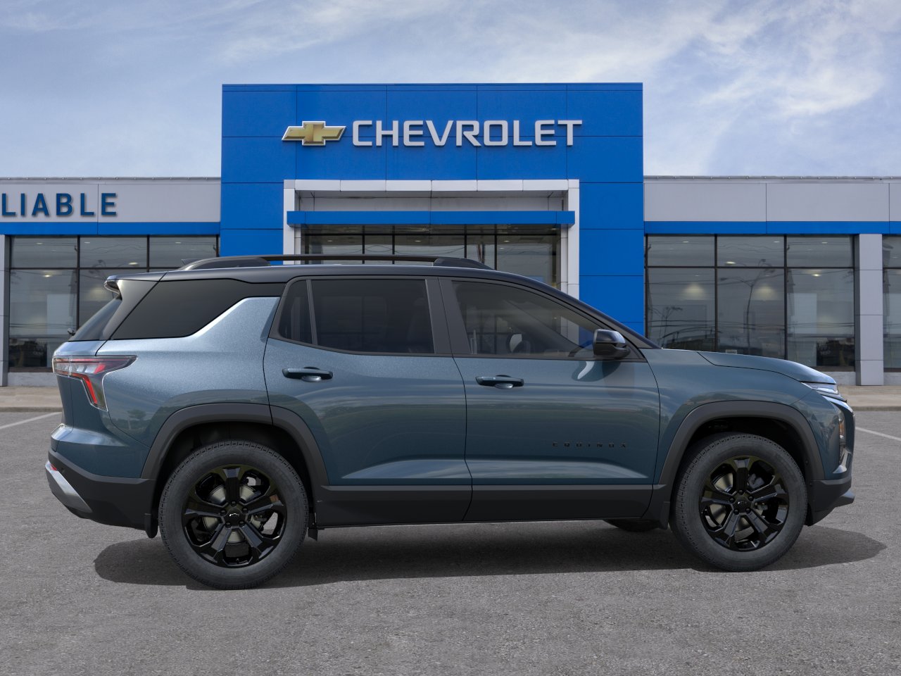 2027 Chevrolet Equinox LT - Photo 5