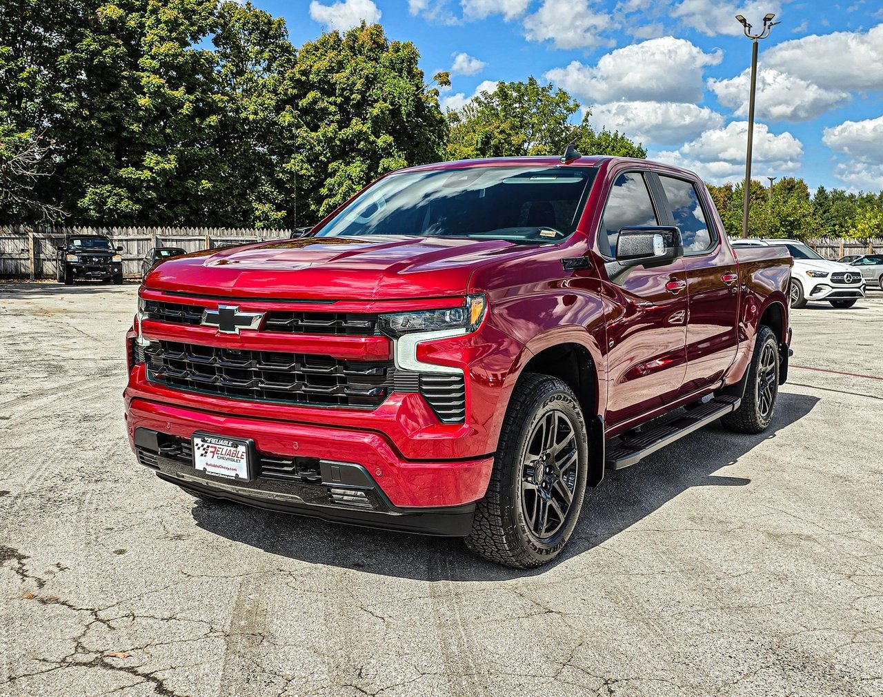 2025 Chevrolet Silverado 1500 RST photo 3
