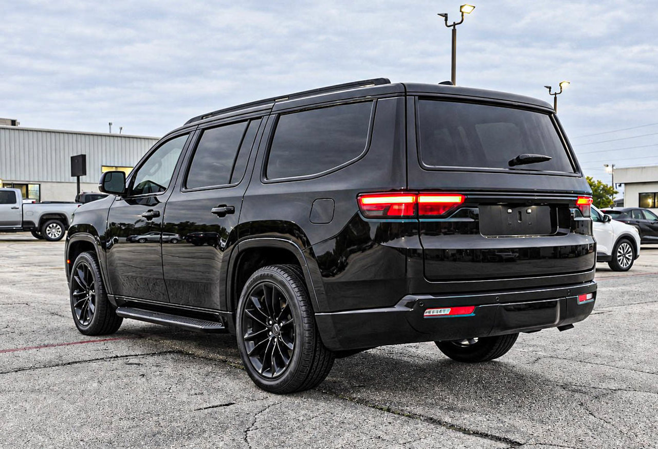 Used 2023 Jeep Wagoneer Series II SUV