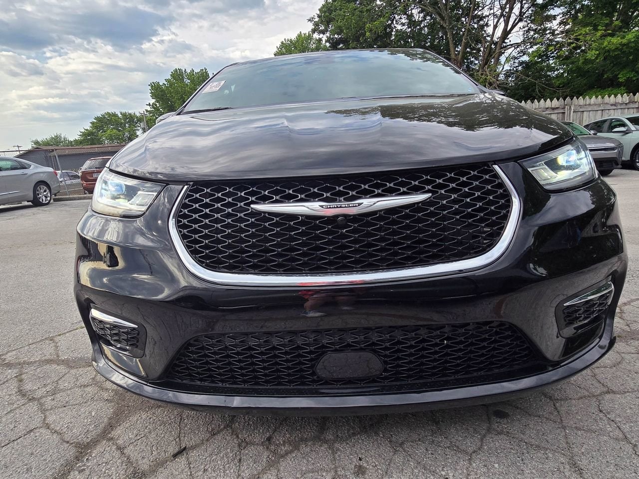 Vehicle Image 2