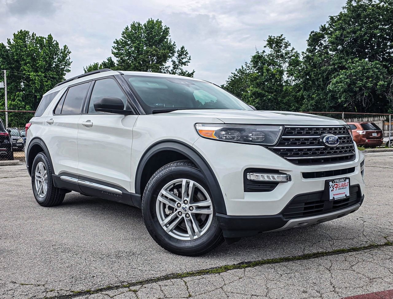 2022 Ford Explorer XLT 4WD's photo
