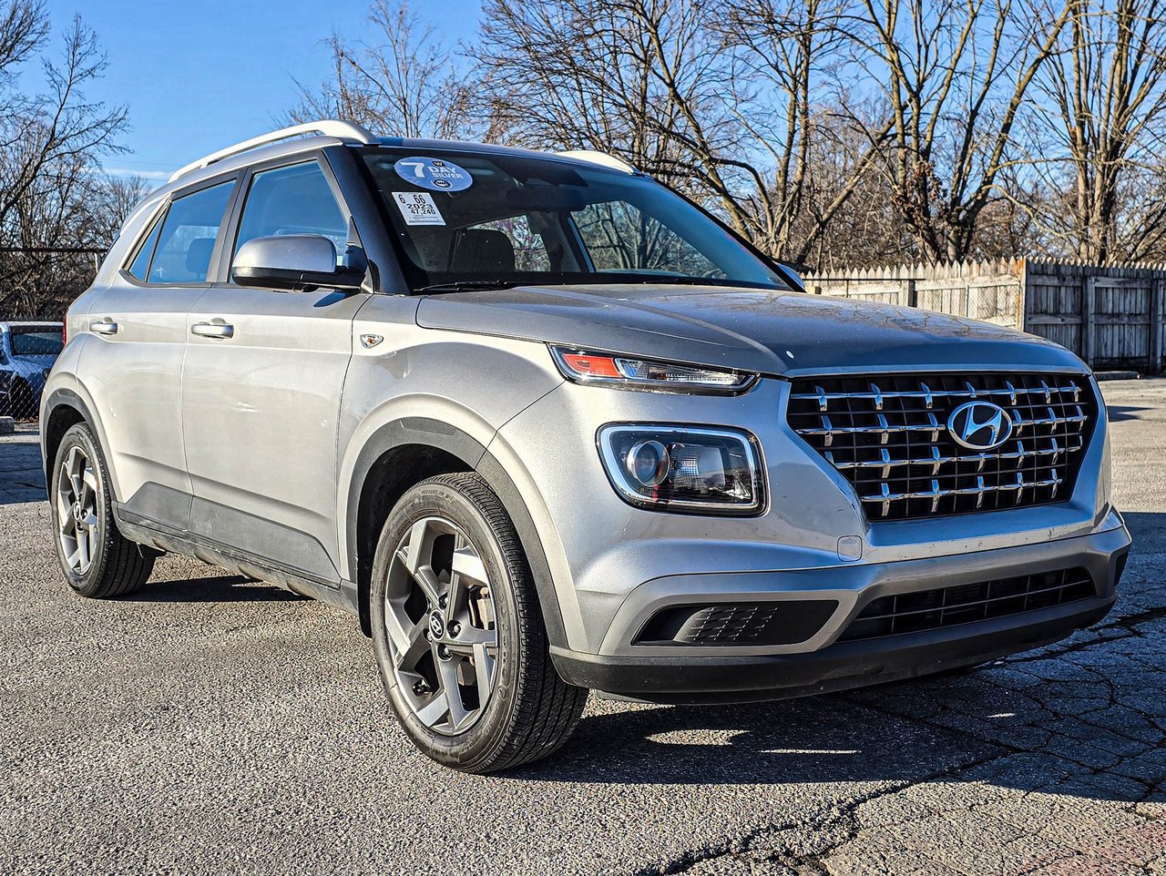 2023 Hyundai Venue SEL