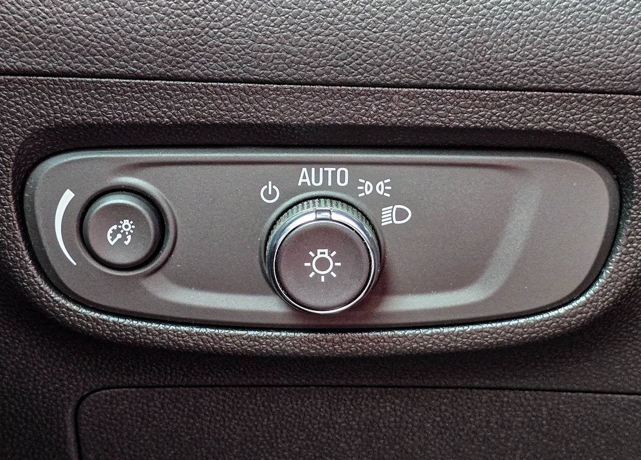 2025 Buick Encore GX Preferred - Photo 26