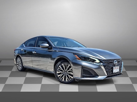 2023 Nissan Altima 2.5 SV Sedan