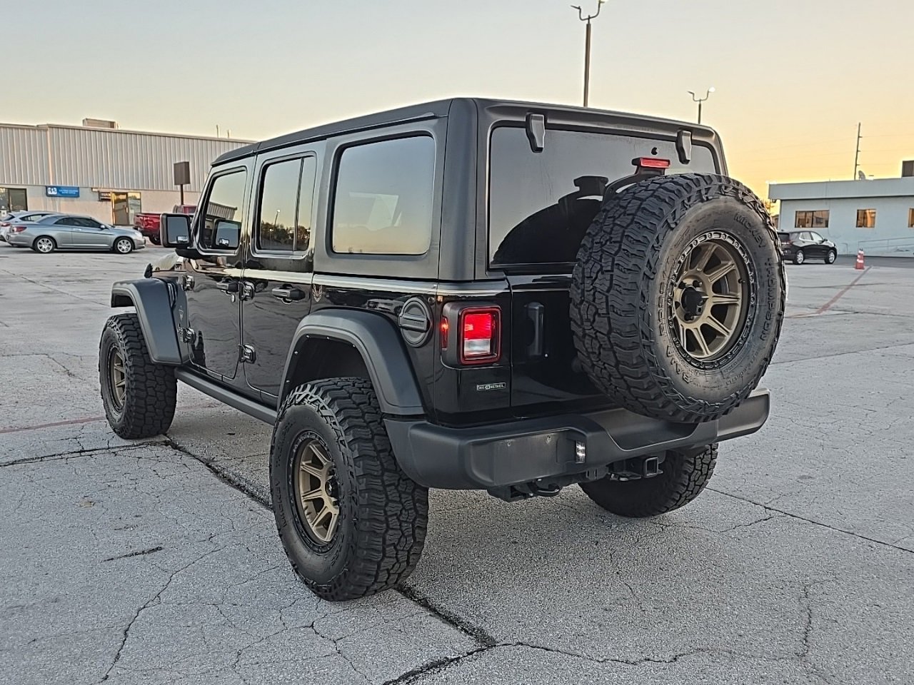 2022 Jeep Wrangler Unlimited Sport S photo 3