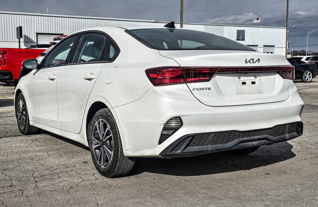 Used 2023 Kia Forte LXS Sedan