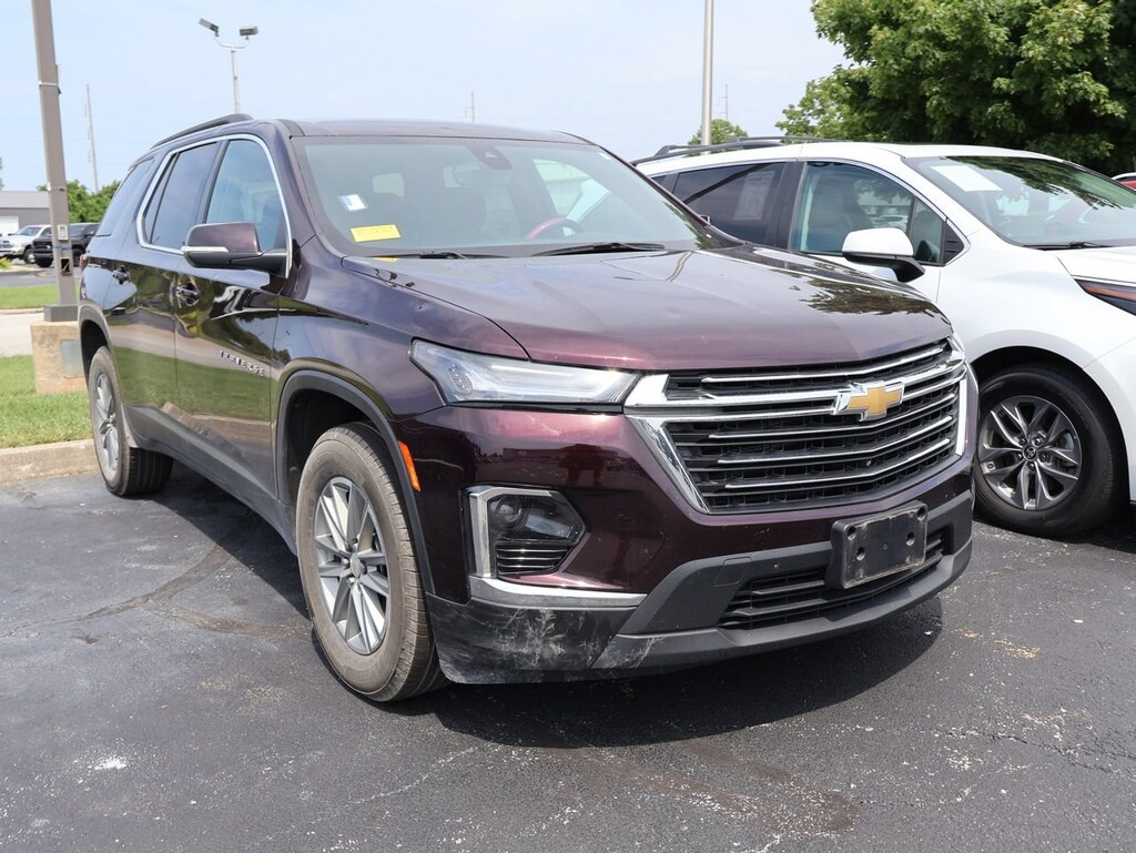 Used 2023 Chevrolet Traverse LT Cloth w/1LT SUV