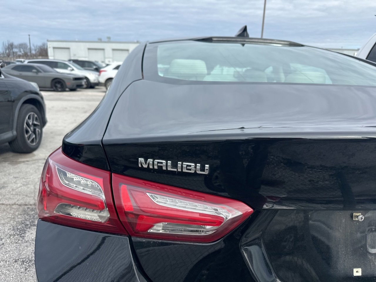 2024 Chevrolet Malibu Premier 2LT photo 4