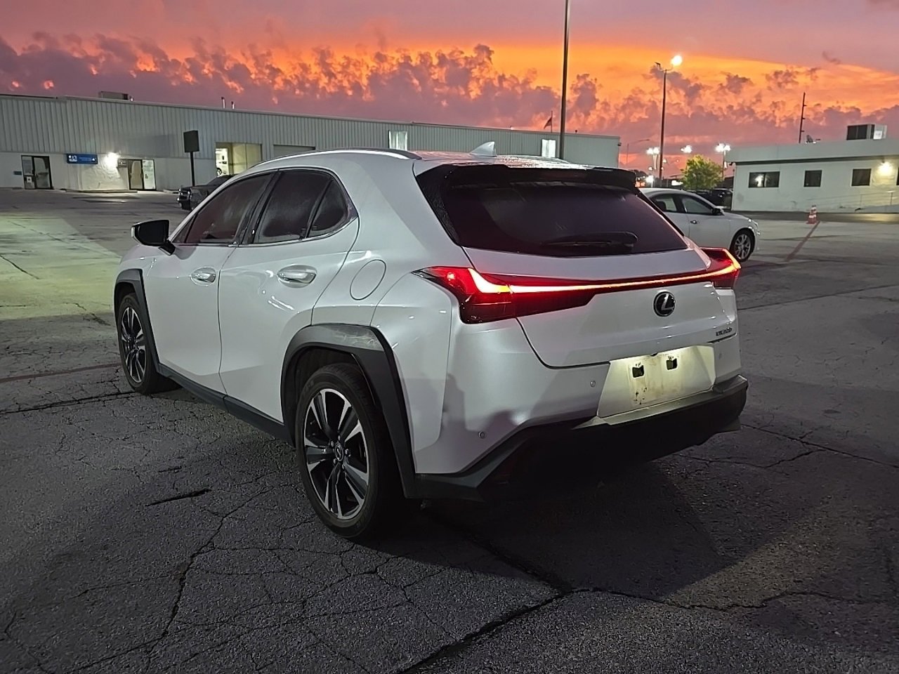 2022 Lexus UX 200 photo 4