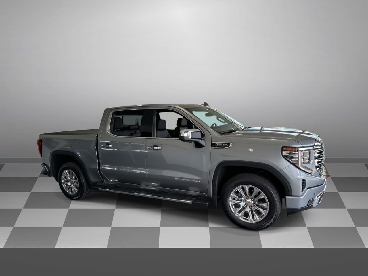 2025 GMC Sierra 4WD Crew Cab Short Box Denali's photo