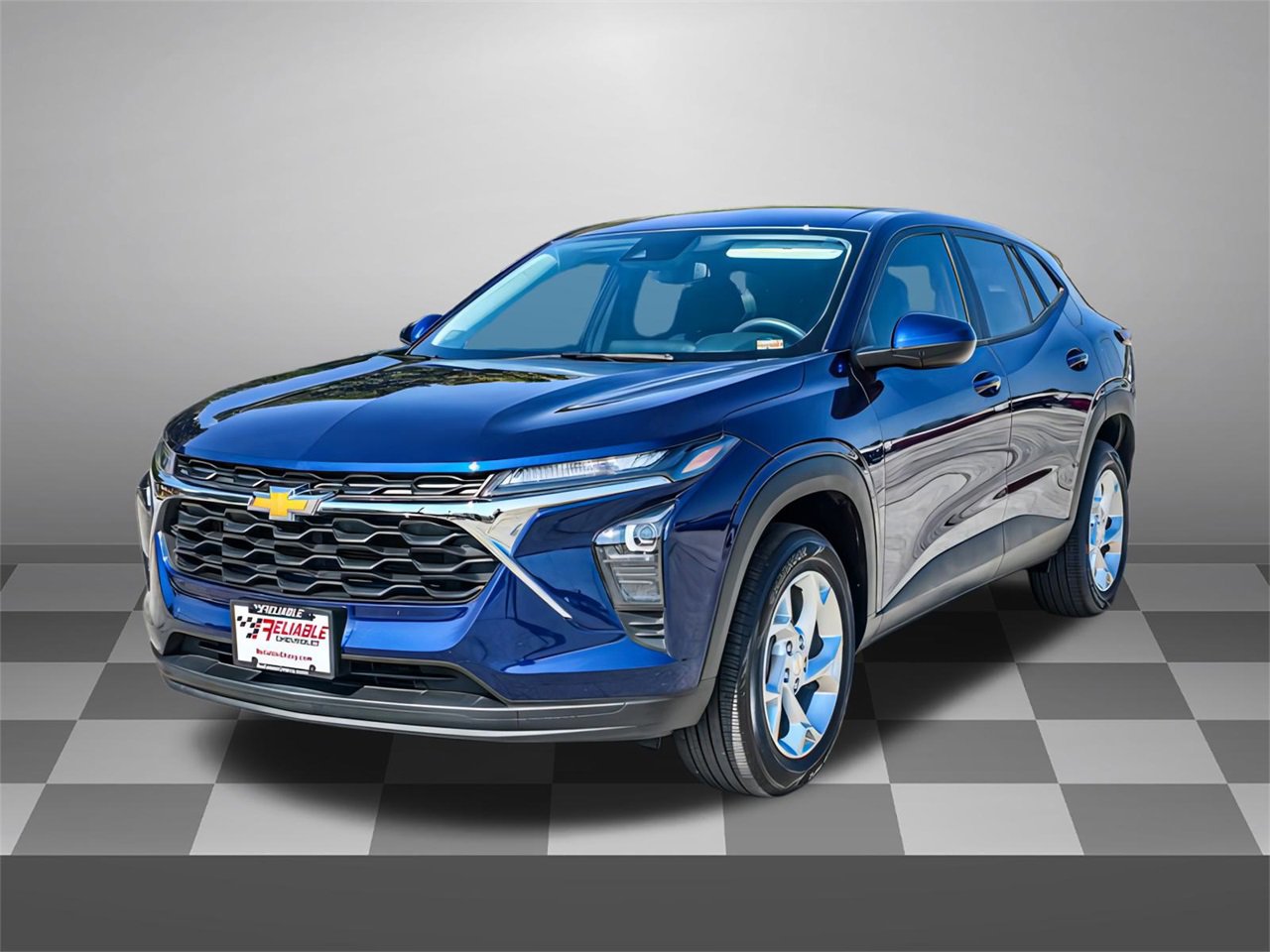 2024 Chevrolet Trax LS photo 2