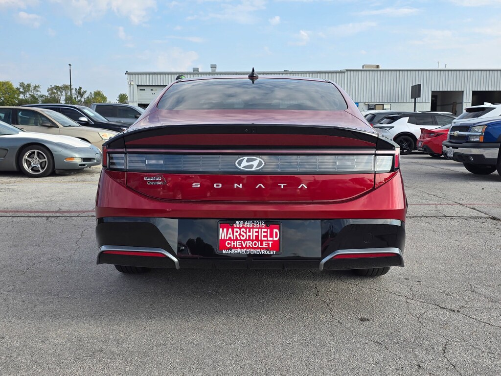 Used 2025 Hyundai Sonata SEL Sedan