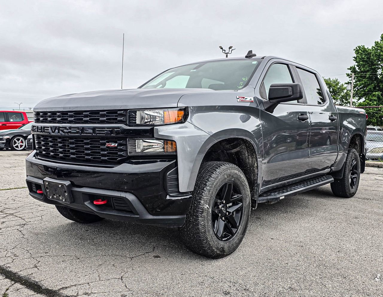 View vehicle photo 3