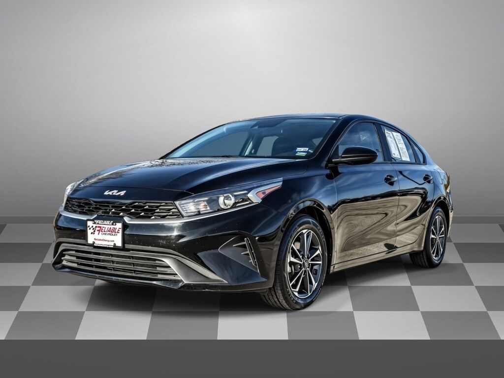 Used 2023 Kia Forte LXS Sedan
