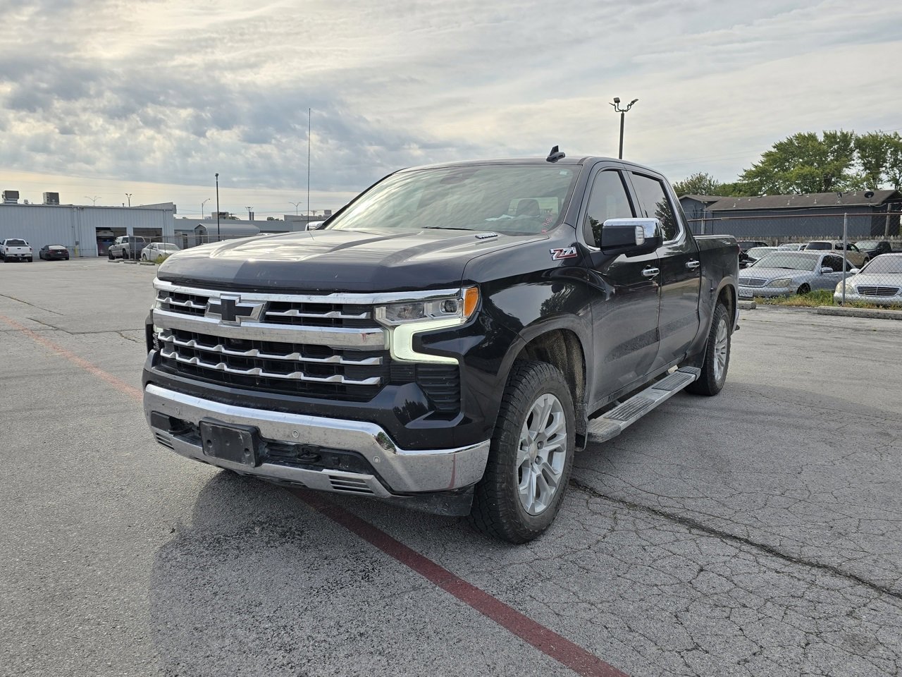 2022 Chevrolet Silverado 1500 LTZ photo 3
