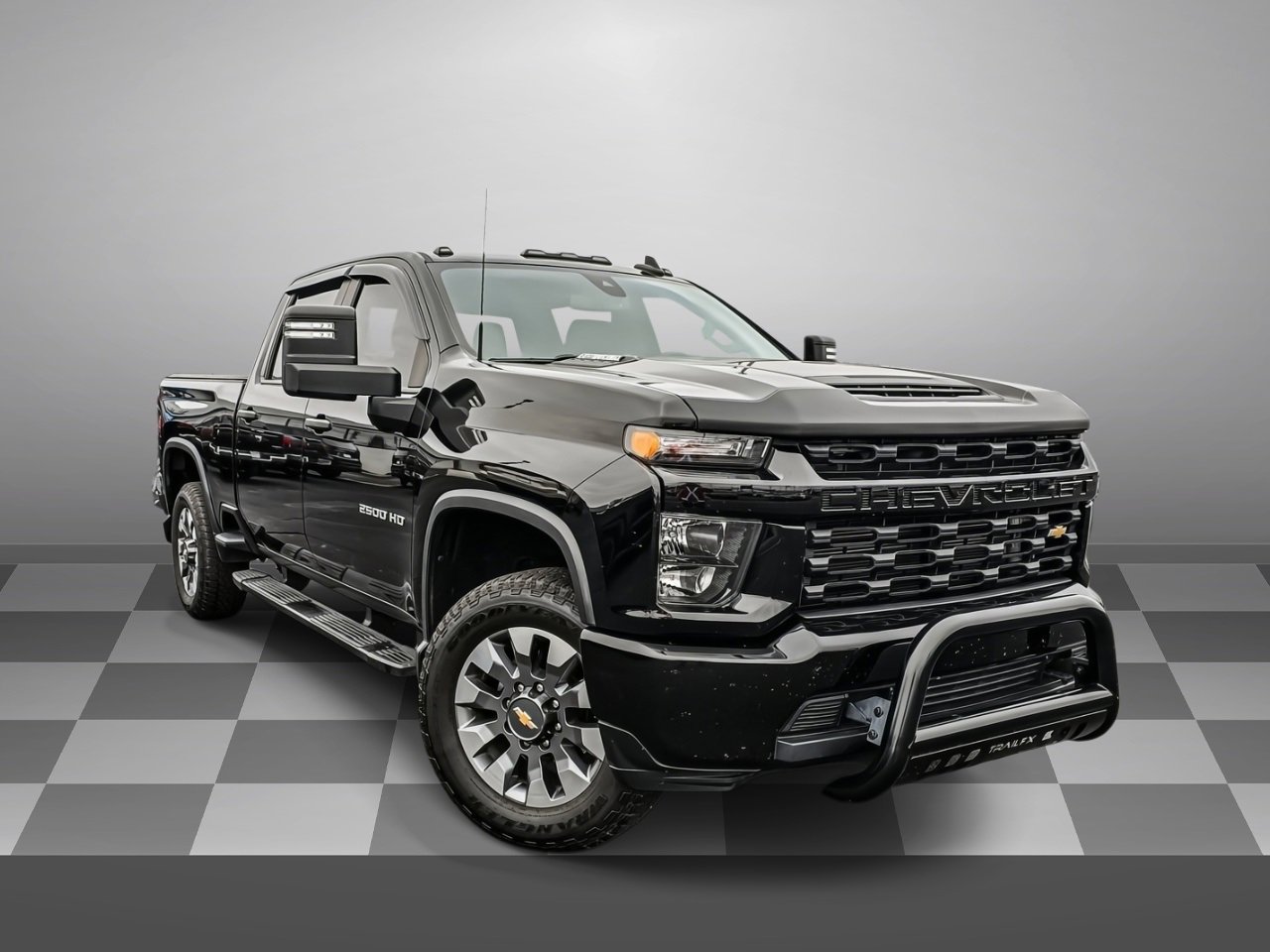 2022 Chevrolet Silverado 2500HD Custom's photo