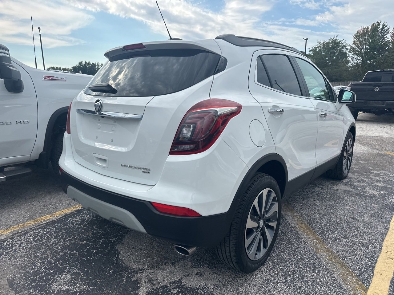 2022 Buick Encore Preferred photo 3
