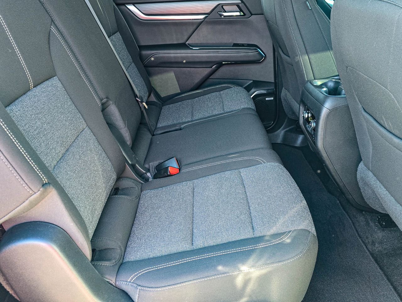 2025 GMC Acadia Elevation - Photo 42