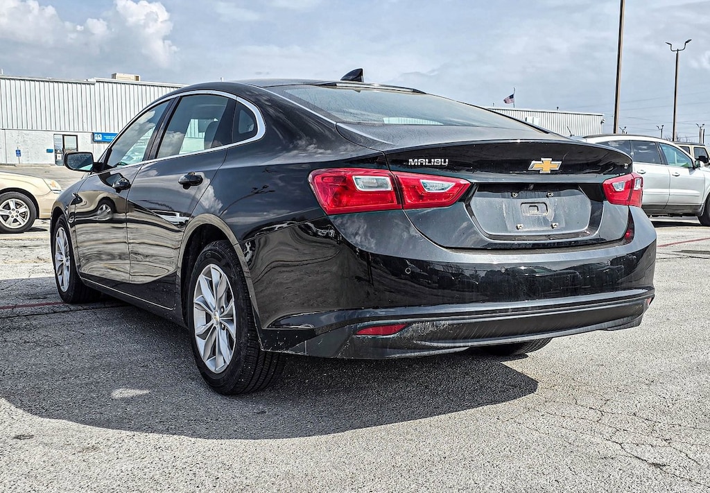 Used 2025 Chevrolet Malibu 1LT Sedan