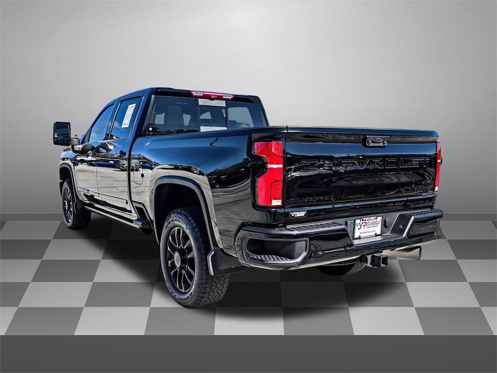 Used 2025 Chevrolet Silverado 2500 HD High Country Truck Crew Cab