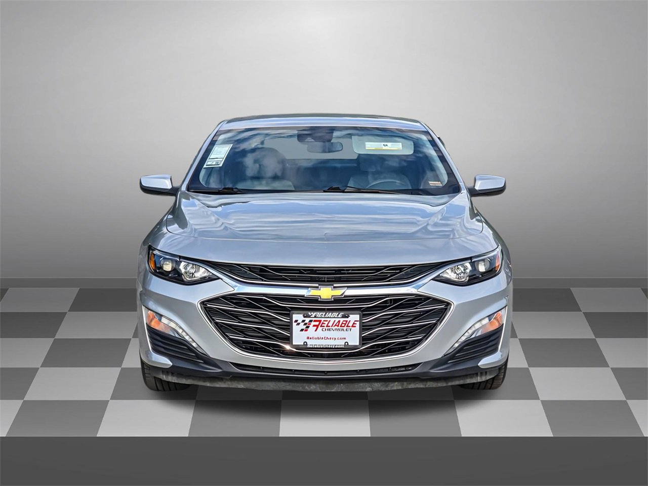 2019 Chevrolet Malibu 1LT photo 2