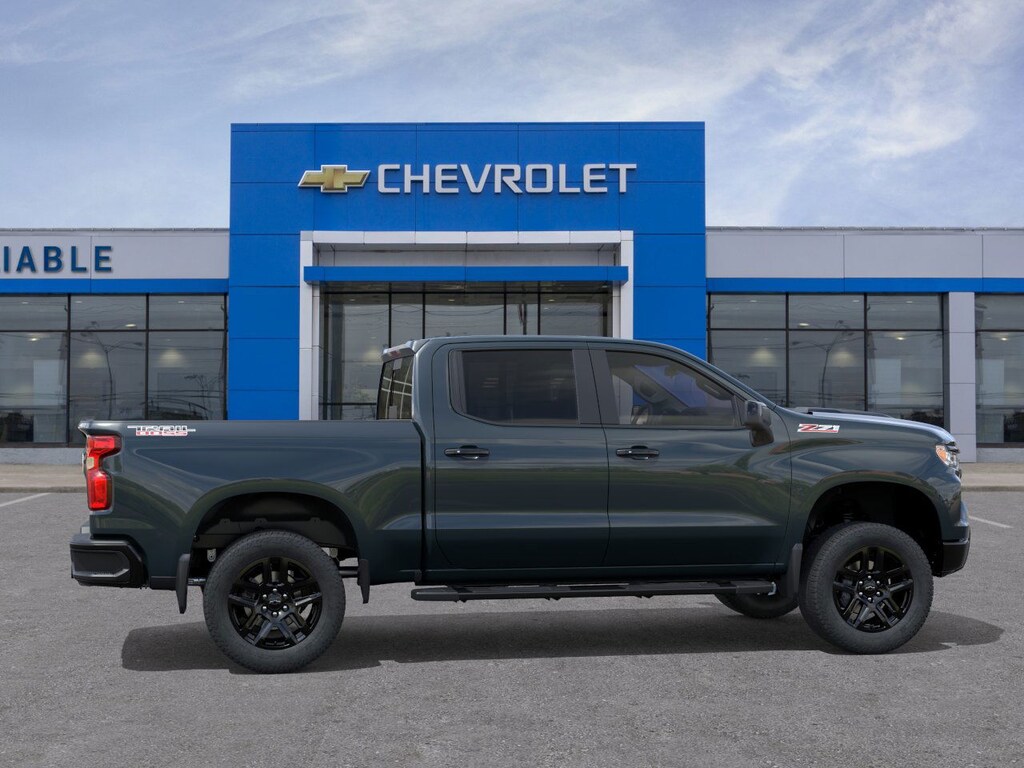 New 2025 Chevrolet Silverado 1500 LT Trail Boss Truck Crew Cab