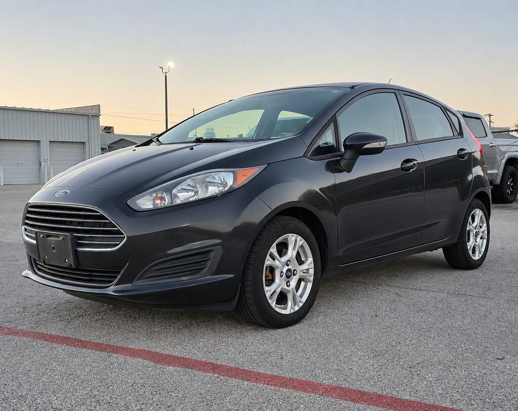 Used 2014 Ford Fiesta SE Hatchback
