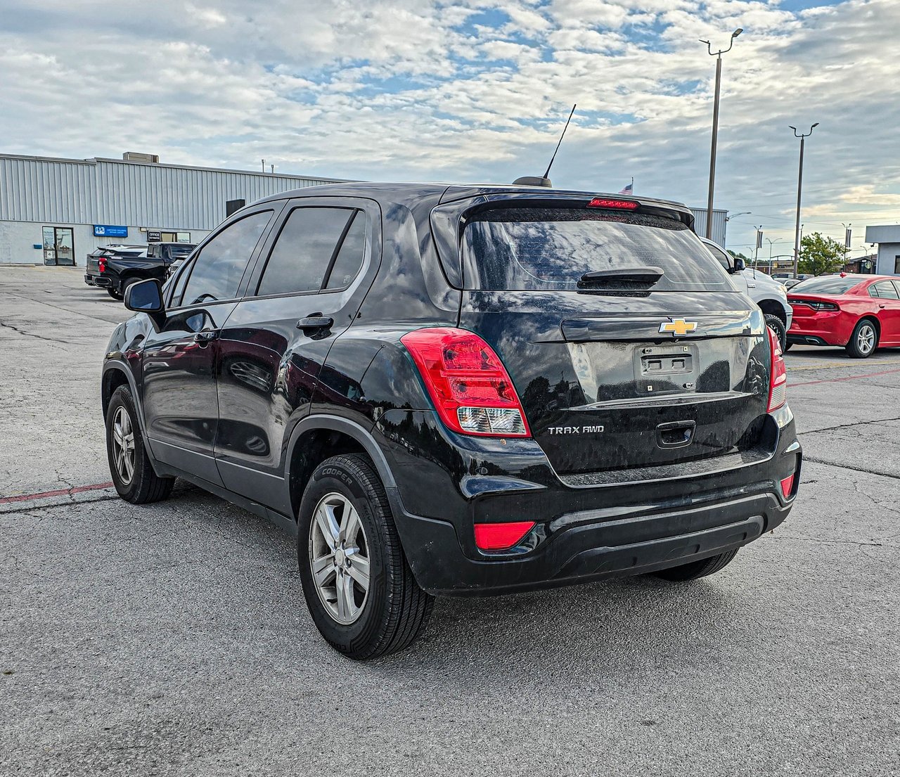 2017 Chevrolet Trax LS photo 2