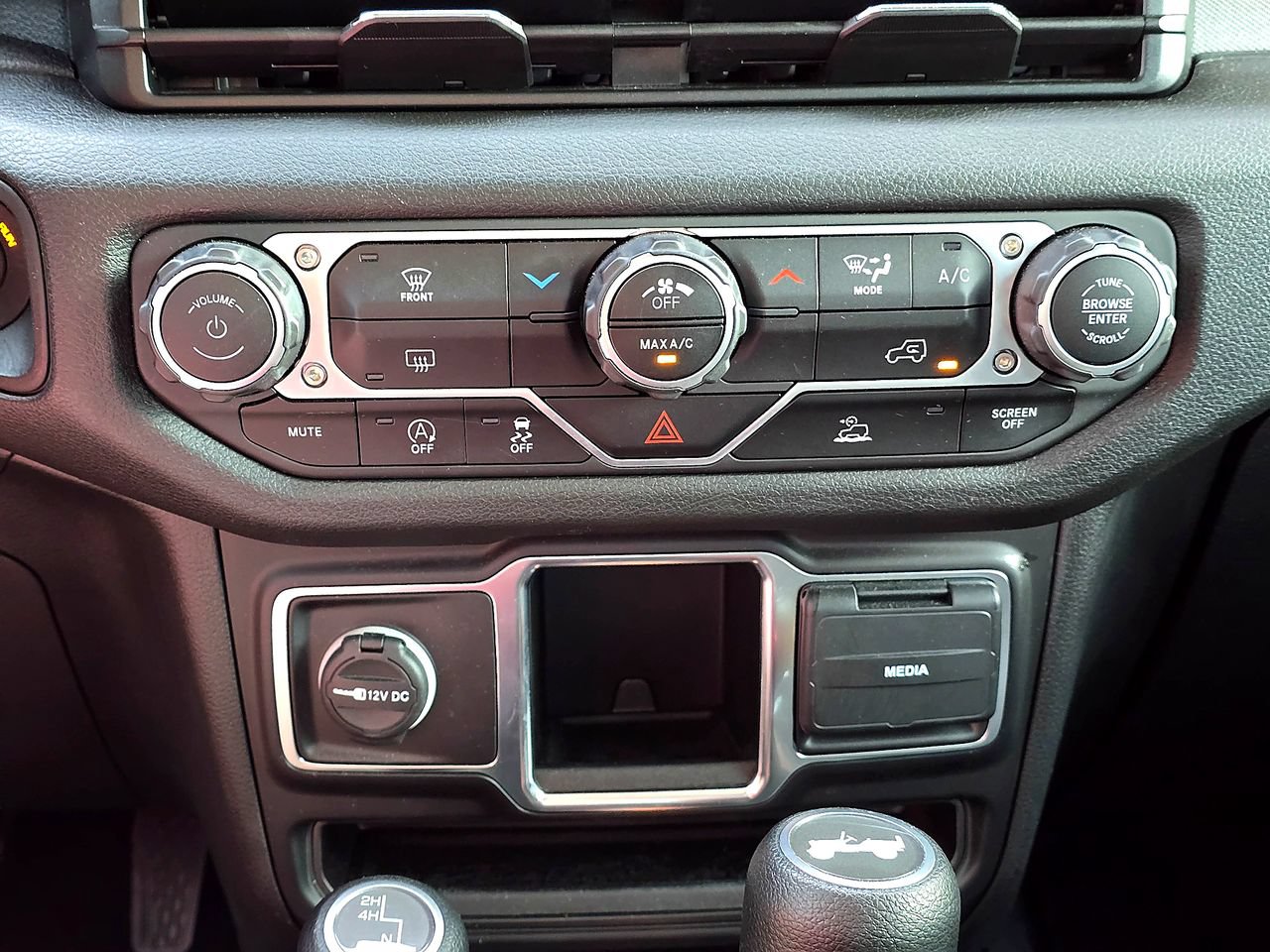 Used 2024 Gray Jeep Sport image 20