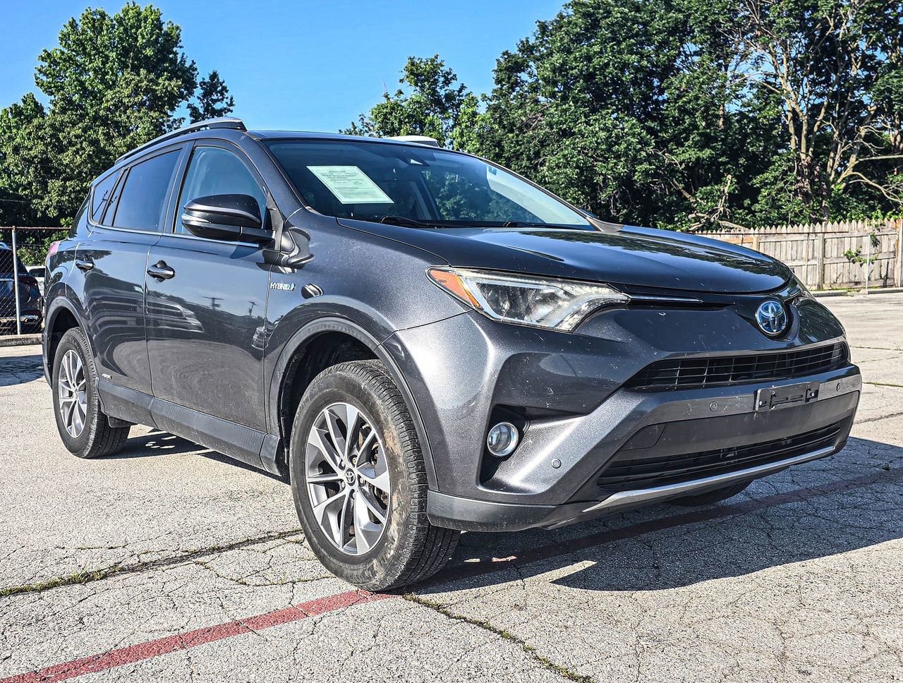 2016 Toyota RAV4 Hybrid XLE AWD's photo