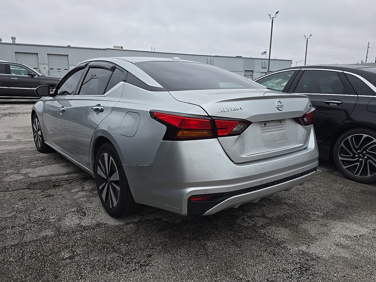 2021 Nissan Altima 2.5 SV photo 4