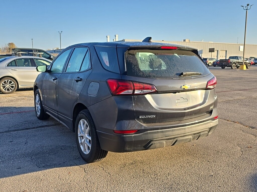 Used 2022 Chevrolet Equinox LS SUV