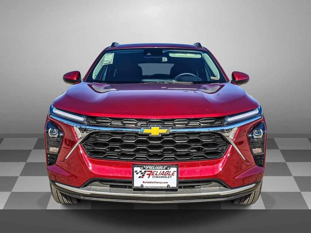 Certified 2025 Chevrolet Trax LT SUV