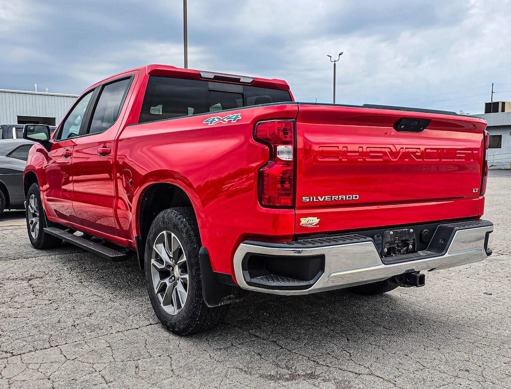 Used 2020 Chevrolet Silverado 1500 LT Truck Crew Cab