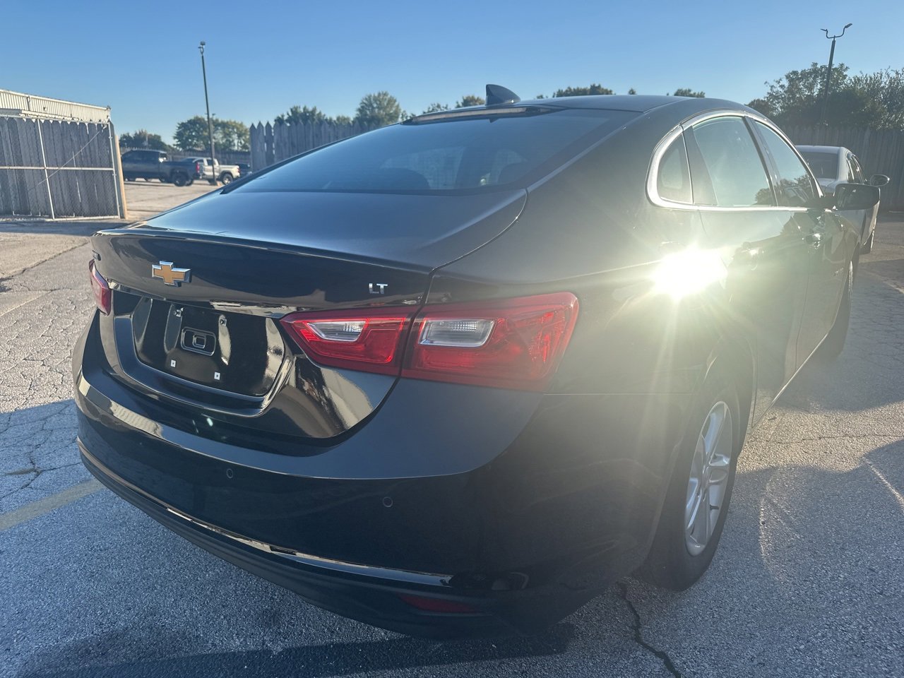 2024 Chevrolet Malibu 1LT photo 3
