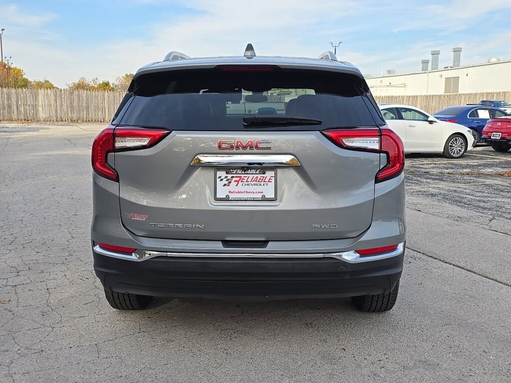 Certified 2024 GMC Terrain SLT SUV