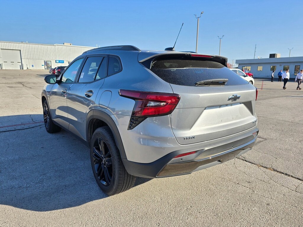 Used 2024 Chevrolet Trax Activ SUV