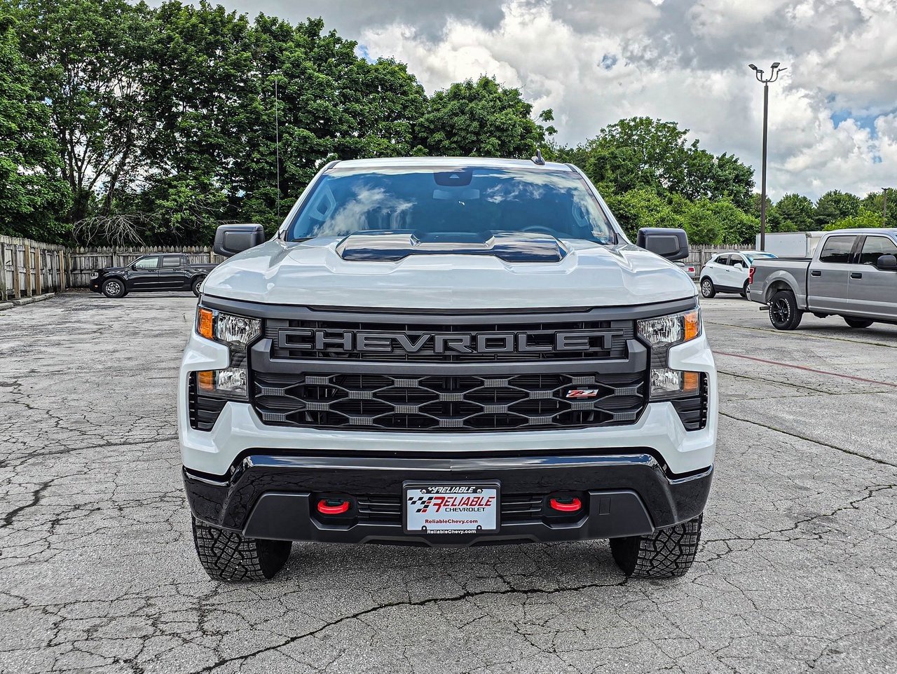 Used 2024 Chevrolet Silverado 1500 Custom with VIN 3GCUDCED6RG417053 for sale in Springfield, MO