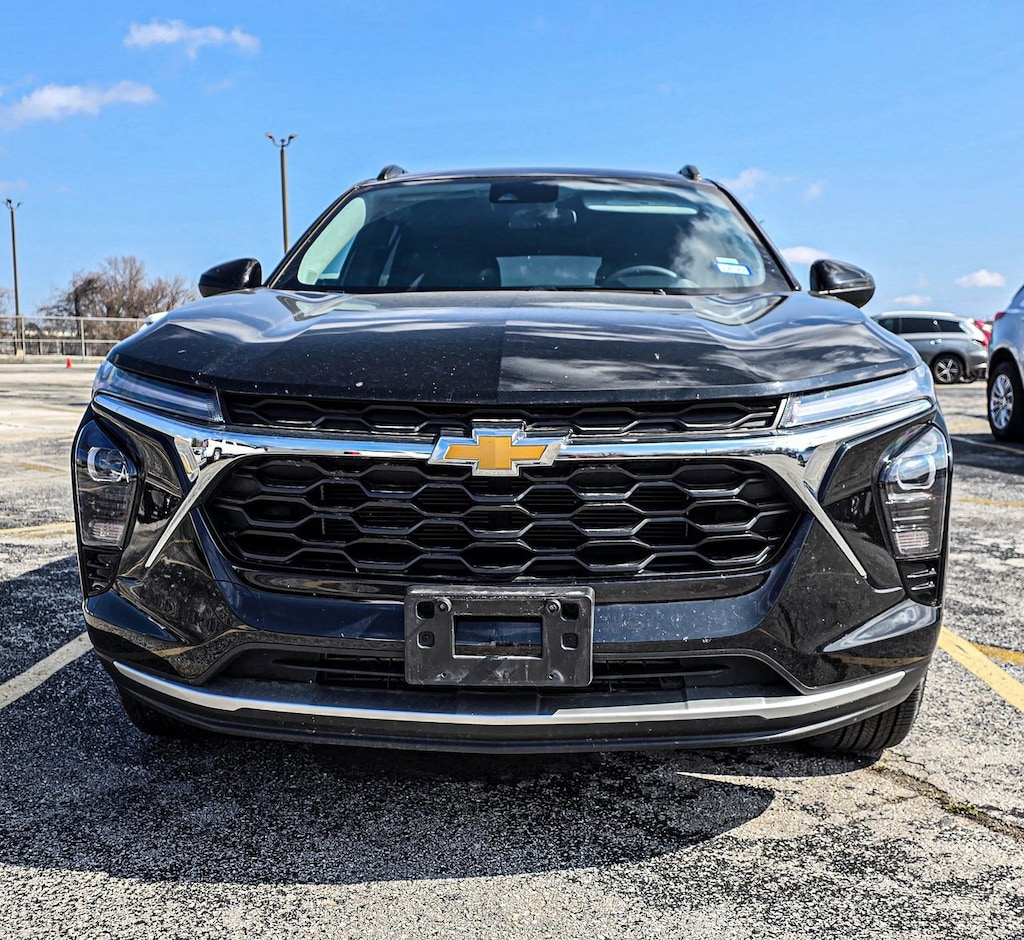 Certified 2025 Chevrolet Trax LT SUV