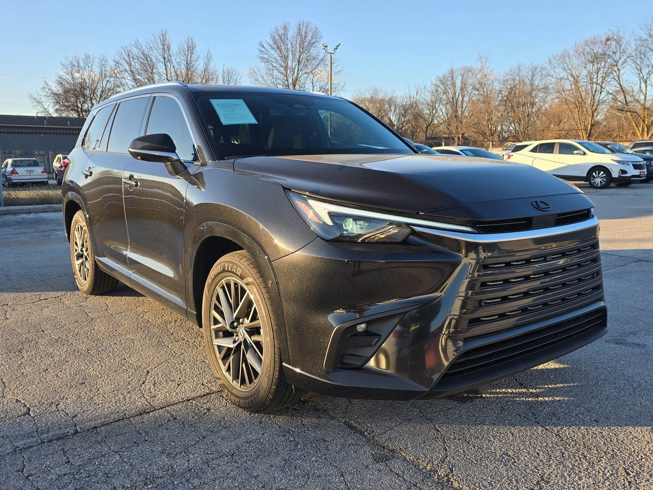 2025 Lexus TX Premium's photo