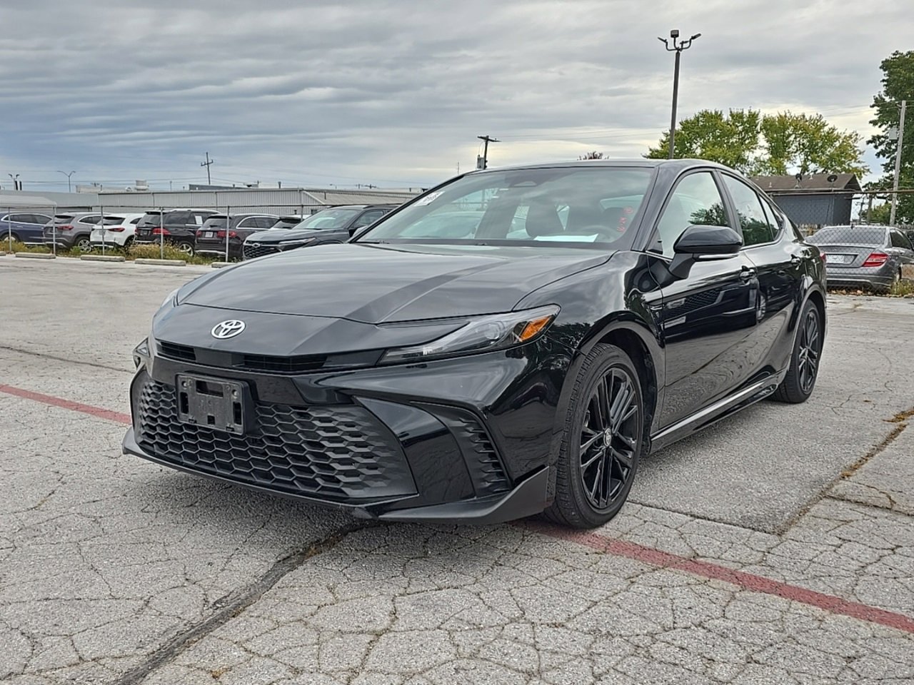 2025 Toyota Camry LE photo 3