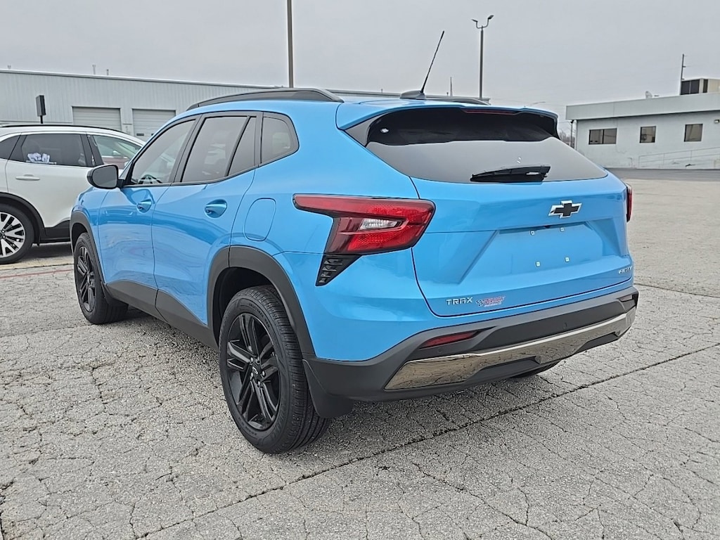 Used 2025 Chevrolet Trax Activ SUV