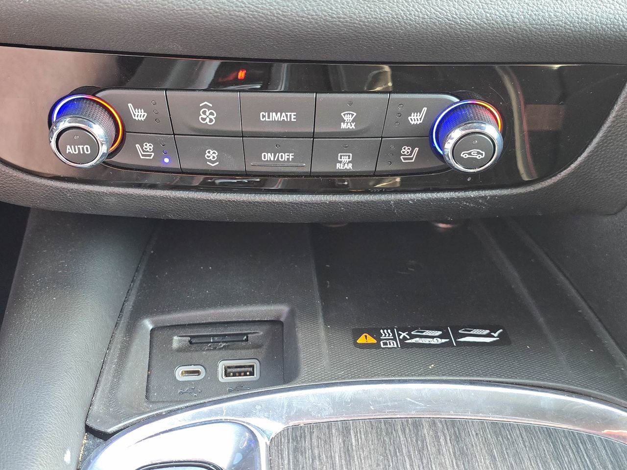 2024 Buick Enclave Avenir - Photo 19